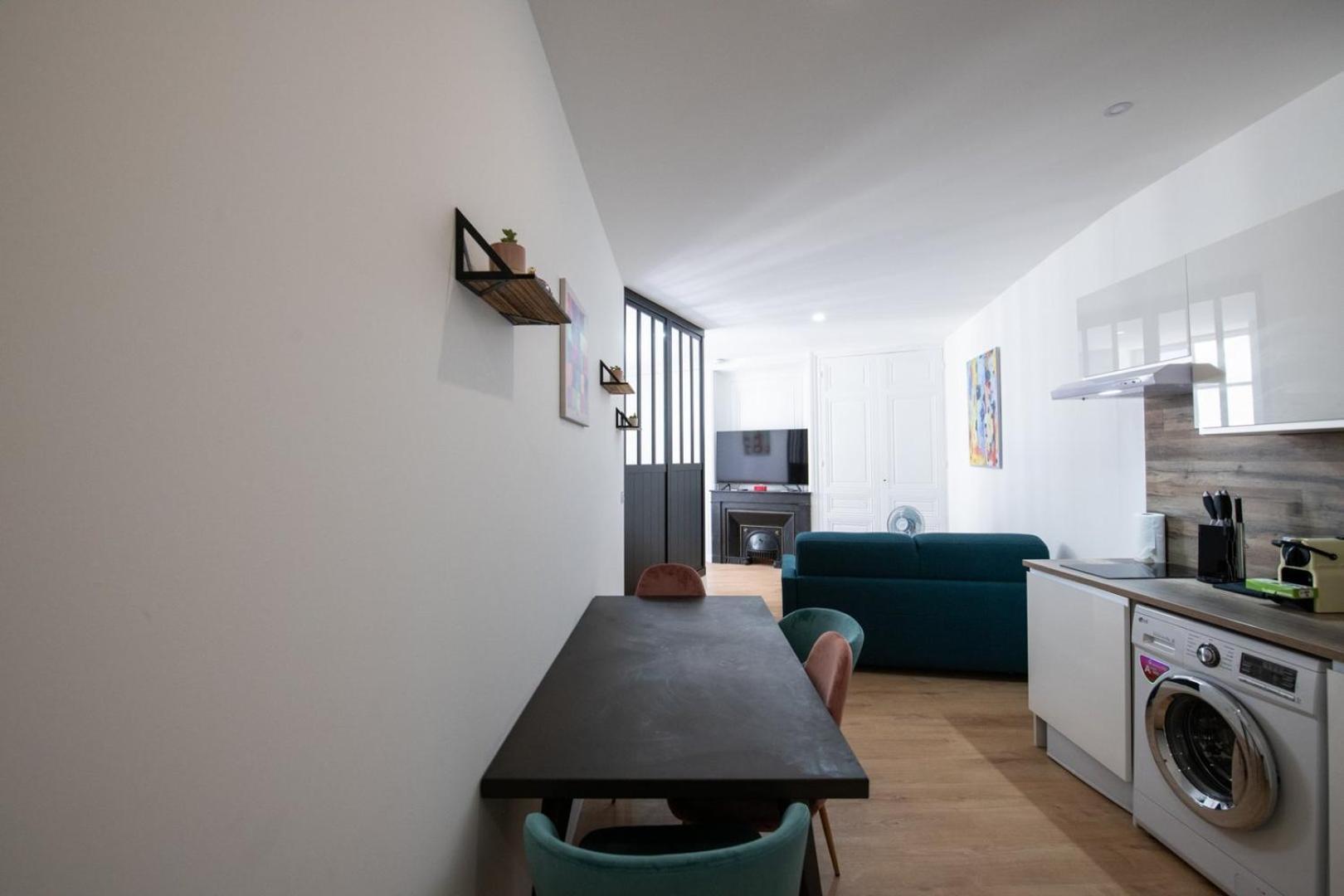 L'Arty - Tres Joli Studio Moderne Place Valmy 리옹 외부 사진