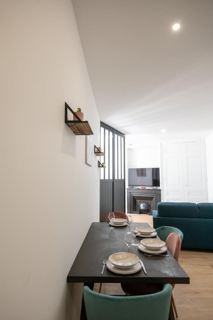 L'Arty - Tres Joli Studio Moderne Place Valmy 리옹 외부 사진